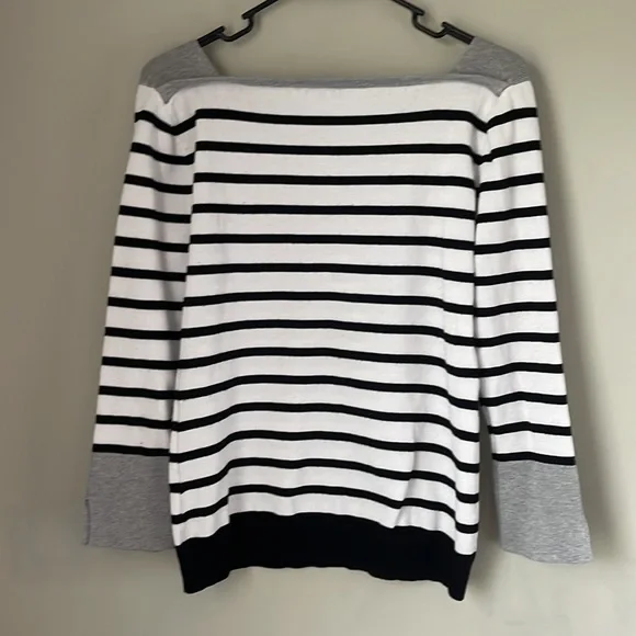 Small Vila Milam Top - Picture 2 of 3